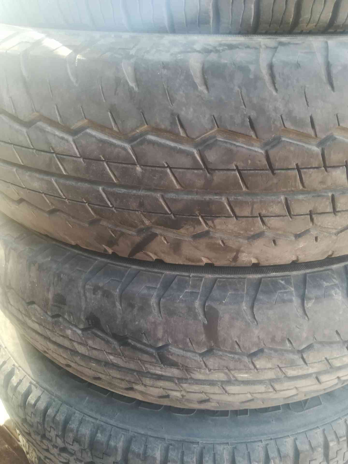 خدمة تبديل الاطارات الاماراتتأسست تاير الإمارات في عام 2004، وتطورت بسرعة لتصبح واحدة من -  195R15 لا تنسَ أنك شاهدت...