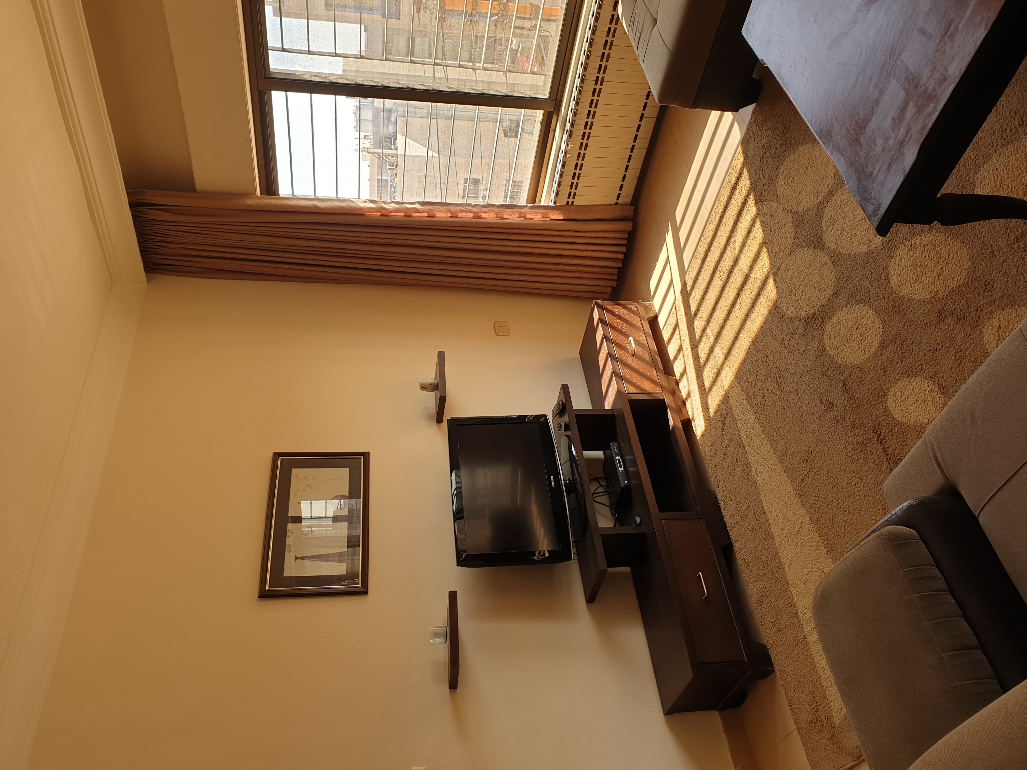 Master bedroom attached washroom fully furnished ready to move for monthly basis in al nahda sharjah near to lulu Hypermarket sharjah-  شقة مفروشة للايجار في ام...