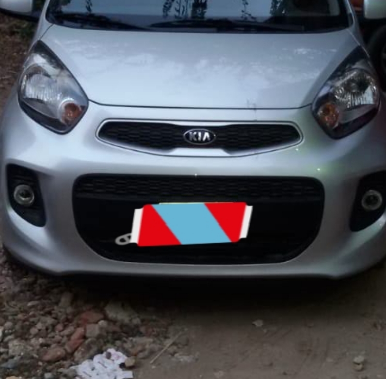 I want to sell my neatly used 2017 Toyota RAV4 XLE, in good and perfect shape for $15,000 USD. Kindly contact me by email if interested. God Bless You. Email : -  بيكانتو اوتوماتيك 2017 لا...