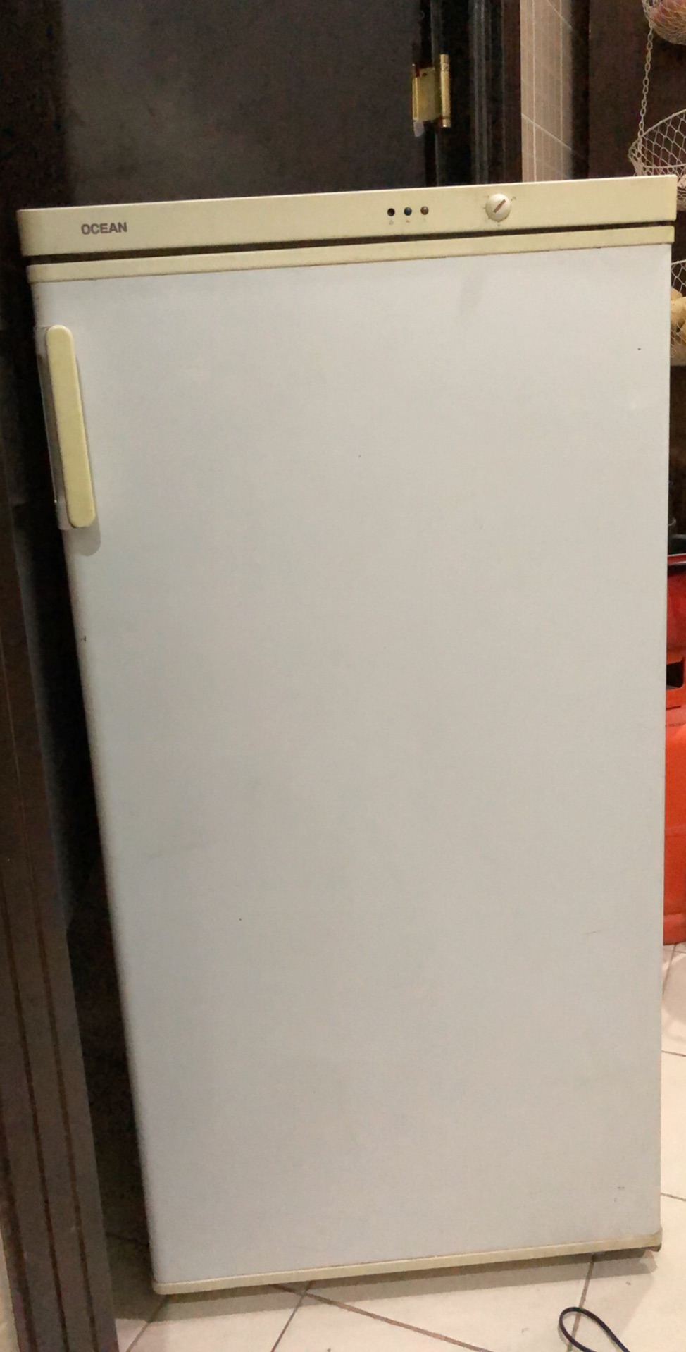 Hitachi latest model fridge with 2 doors up and down-  فريزر دروج لا تنسَ أنك...