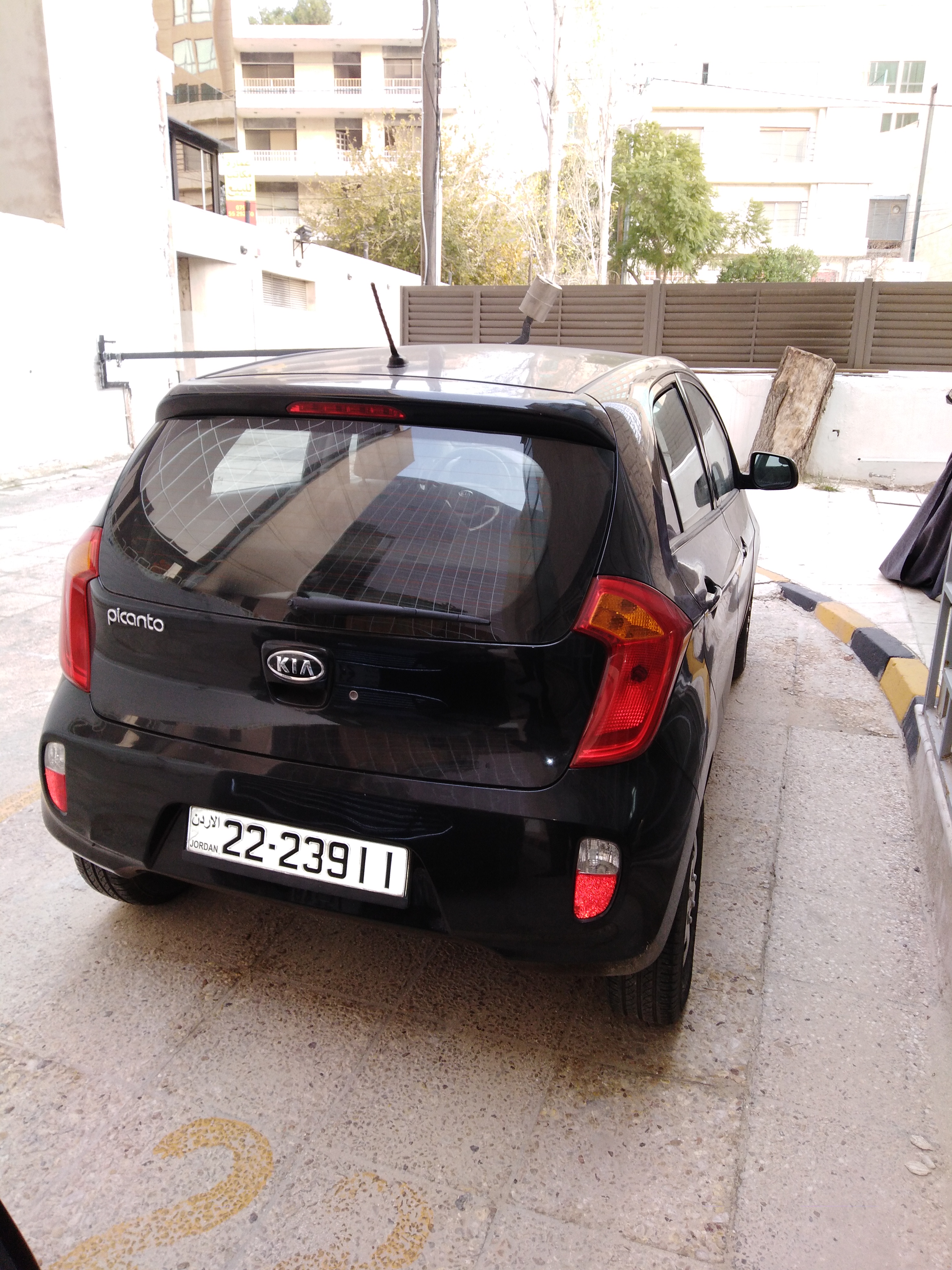 I want to sell my neatly used 2017 Toyota RAV4 XLE, in good and perfect shape for $15,000 USD. Kindly contact me by email if interested. God Bless You. Email : -  كيا بيكانتو 2012 جير عادي...