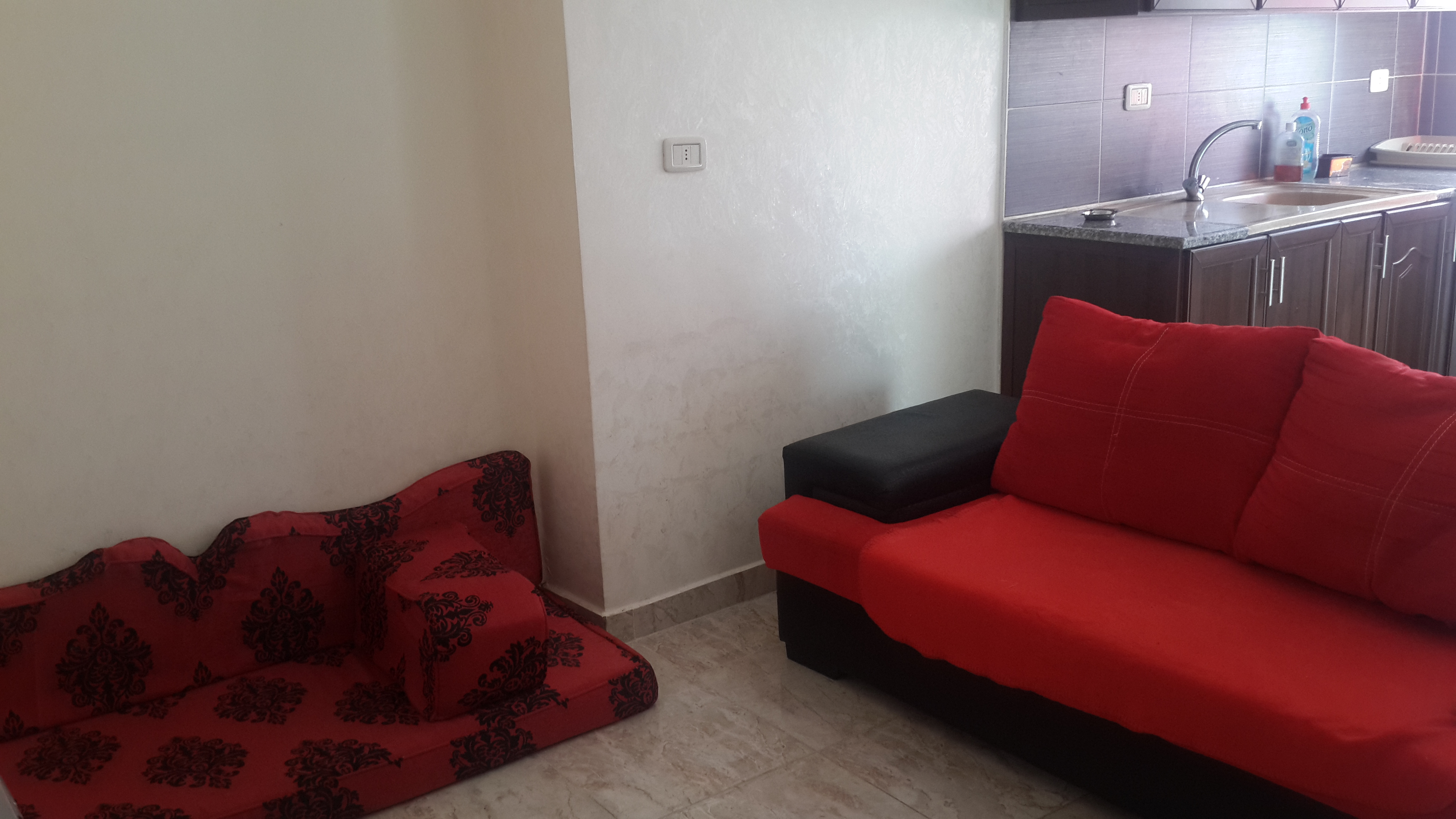 Fully Furnished Studio with Beautiful Kitchen & Bathroom close to Technical Collage-  شقة مفروشة للبيع...