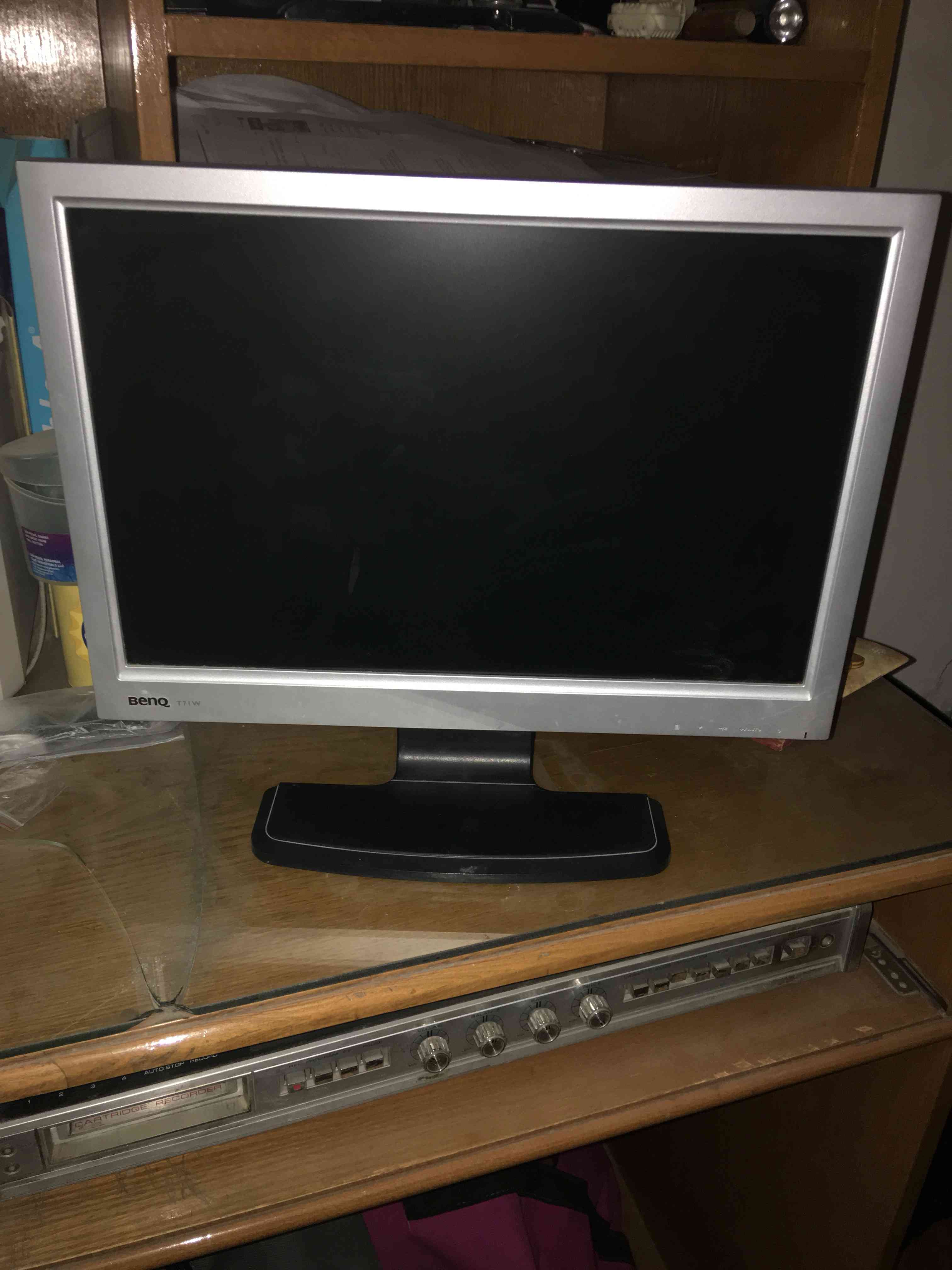 شاشة كمبيوتر LCD                                            


	 				لا تنسَ أنك شاهدت هذا الإعلان في عنكبوت            
	 				
                                شاشة كمبيوتر LCD نوع BenQ حجم 17 بوص...