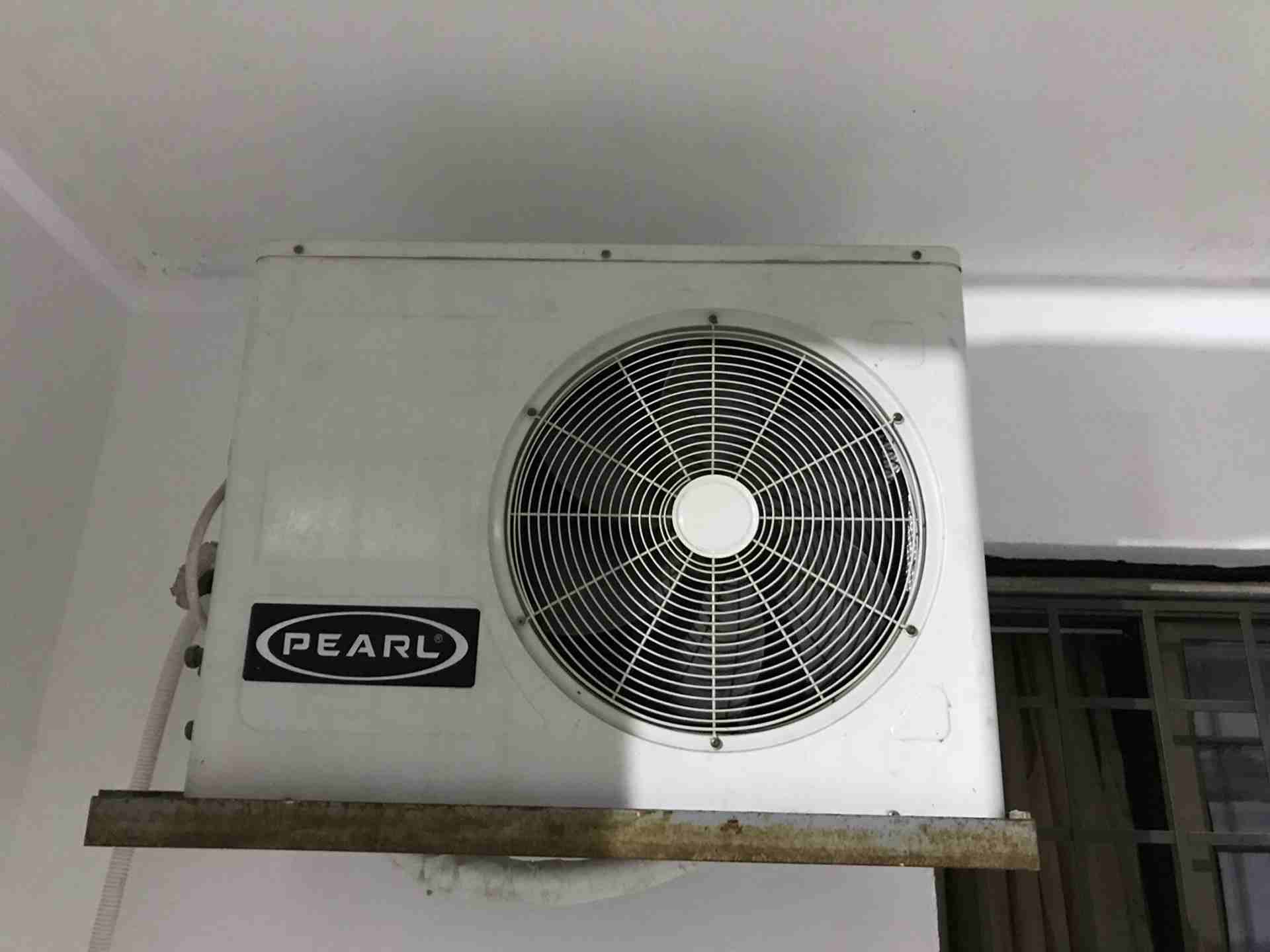We provide Air Conditioning, General Maintenance and Duct Cleanings for Flats, Villas, Offices, Shops & Buildings at low cost. Call / WhatsApp 055-5269352 /-  2 مكيف للبيع لا تنسَ أنك...