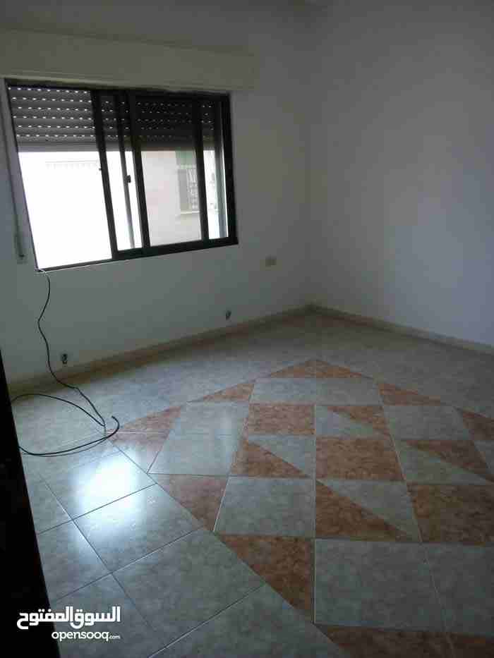 For rent studio in Ajman Al Nuaimia Tower c-  شقة فارغة للايجار ضاحية...