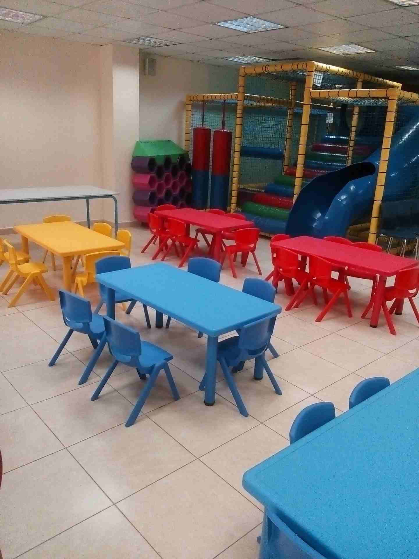 طاولات وكراسي الحضانات والروضات                                            


	 				لا تنسَ أنك شاهدت هذا الإعلان في عنكبوت            
	 				
                            لوازم حضانات وروضات 07953...