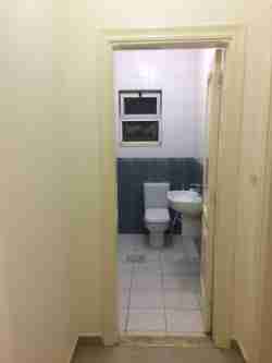 Master bedroom attached washroom fully furnished ready to move for monthly basis in al nahda sharjah near to lulu Hypermarket sharjah-  شقه فارغه للايجار الجبيهه...