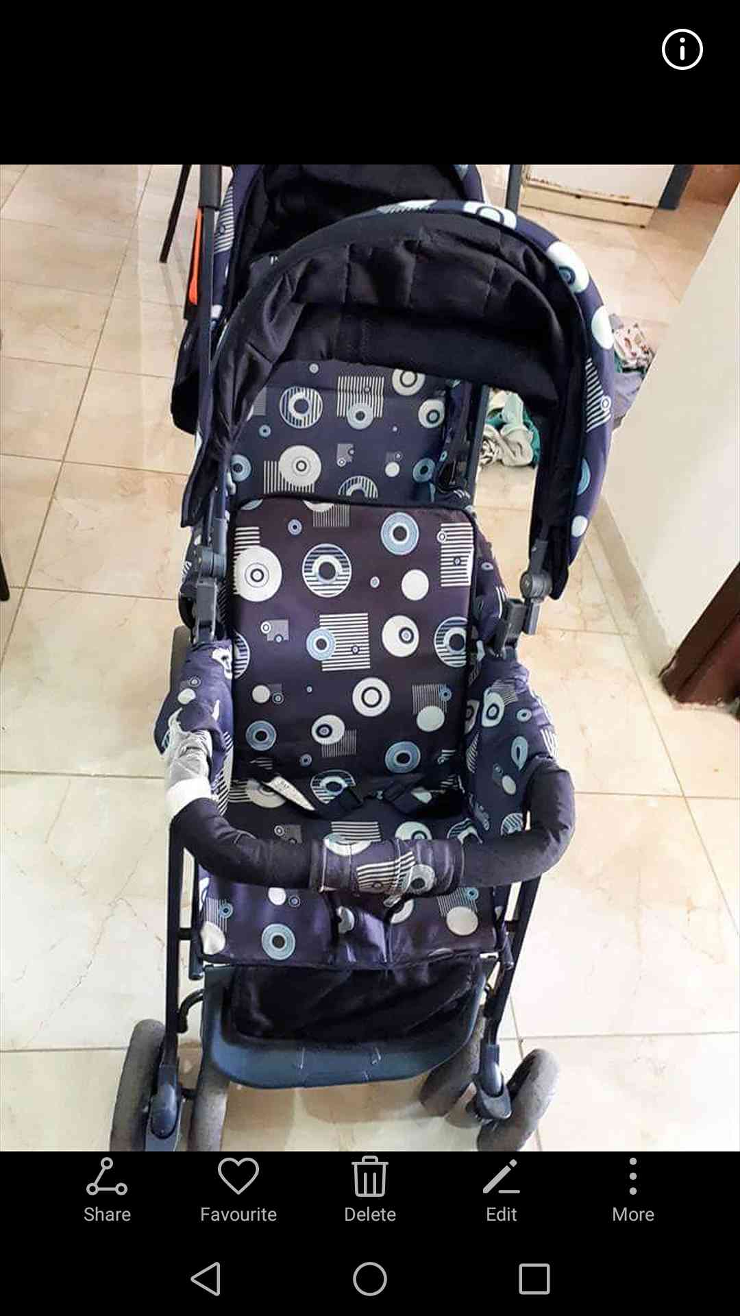 kids car seat ( matches all cars ) in perfect conditiongood as new Barely any damages used only for 2 years Very clean and tidy Suitable for Seat pillow is avai-  عرباية توأم لا تنسَ أنك...
