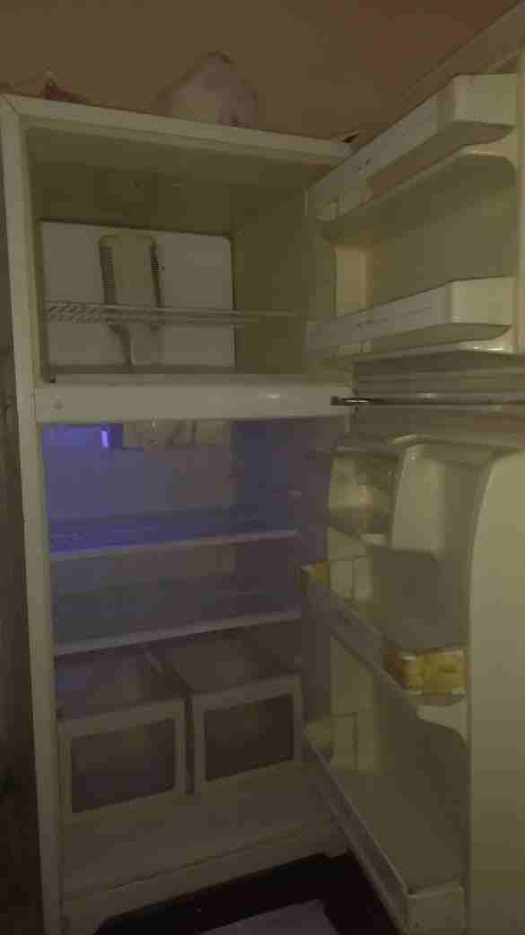 lg latest model fridge with 2doors side by side with water dispenser-  ثلاجه للبيع 22قدم لا تنسَ...