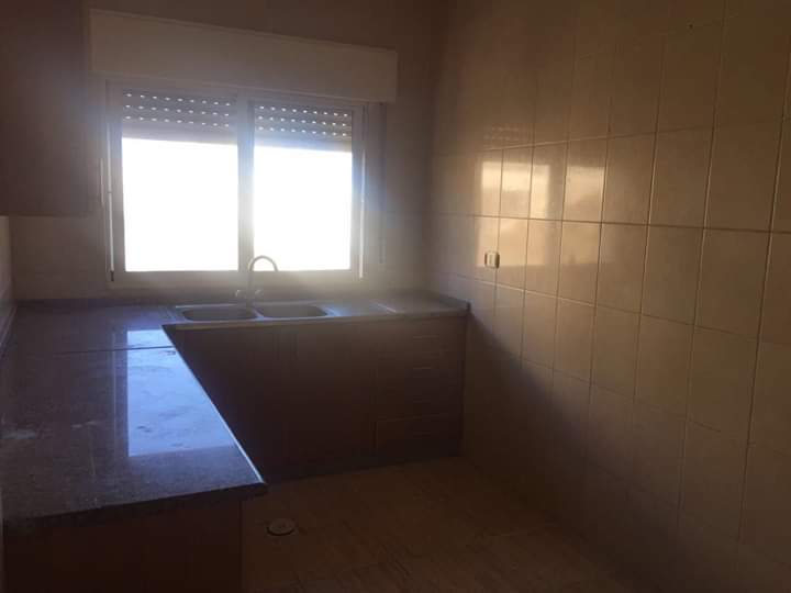 Newly furnished One Bedroom flat in Marina-  روووف فارغ للايجار ضاحية...