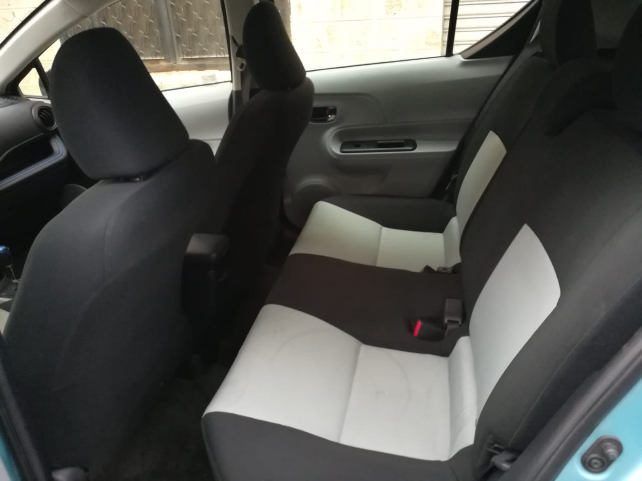 2018 Toyota Tundra SR5 Double Cab for sale in an excellent condition, no accident and well maintained. Interested buyer for the pick up should contact me at my -  تويوتا بريوس سي prius c...