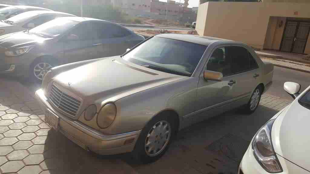 Mercedes E320, 1998                                            


	 				لا تنسَ أنك شاهدت هذا الإعلان في عنكبوت            
	 				
                            Transmission: Automatic
Engine &amp;...