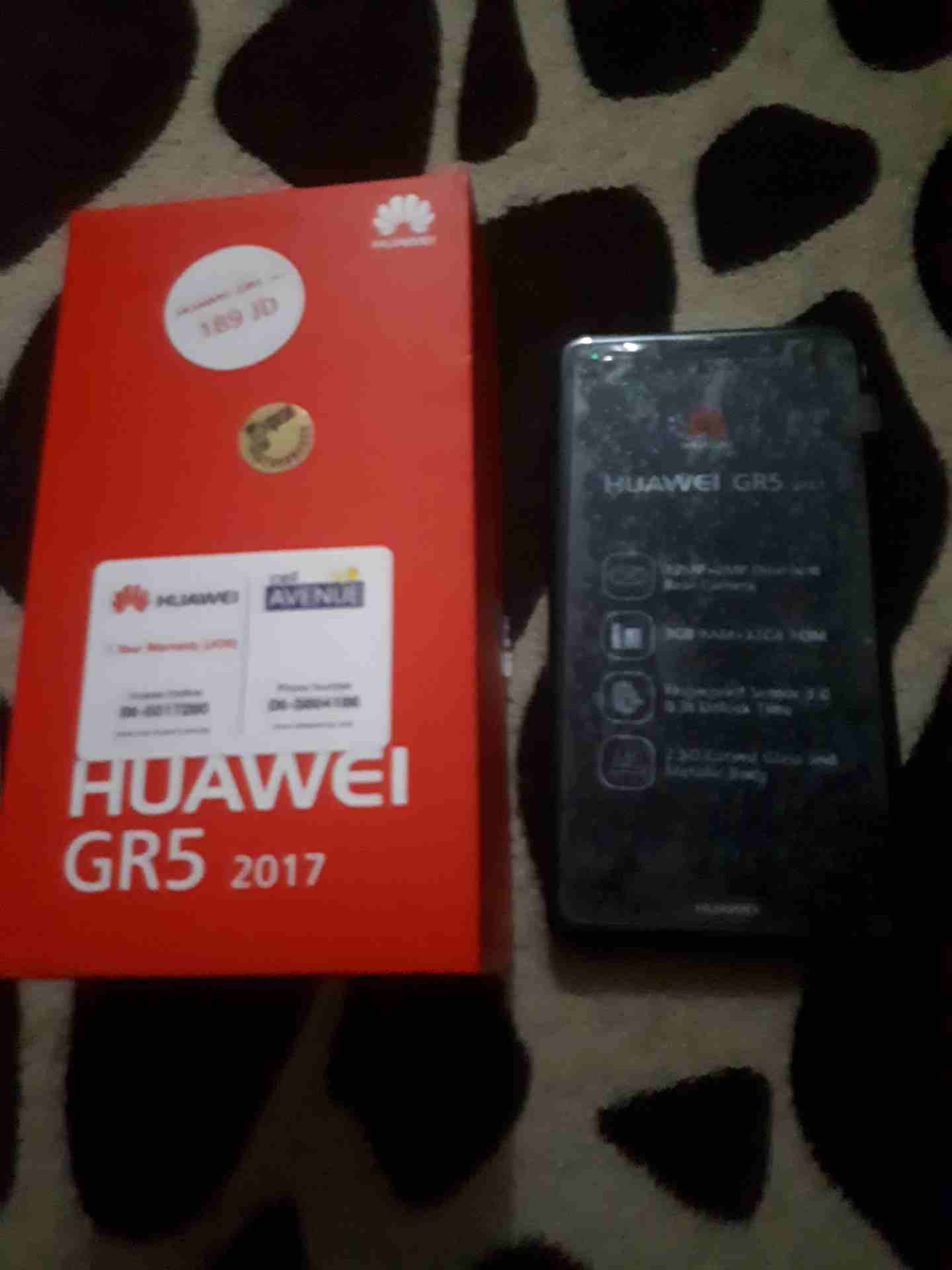 samasung galaxy s8 64GB with box all the accessories-  هواوي جي ار فايف 2017...