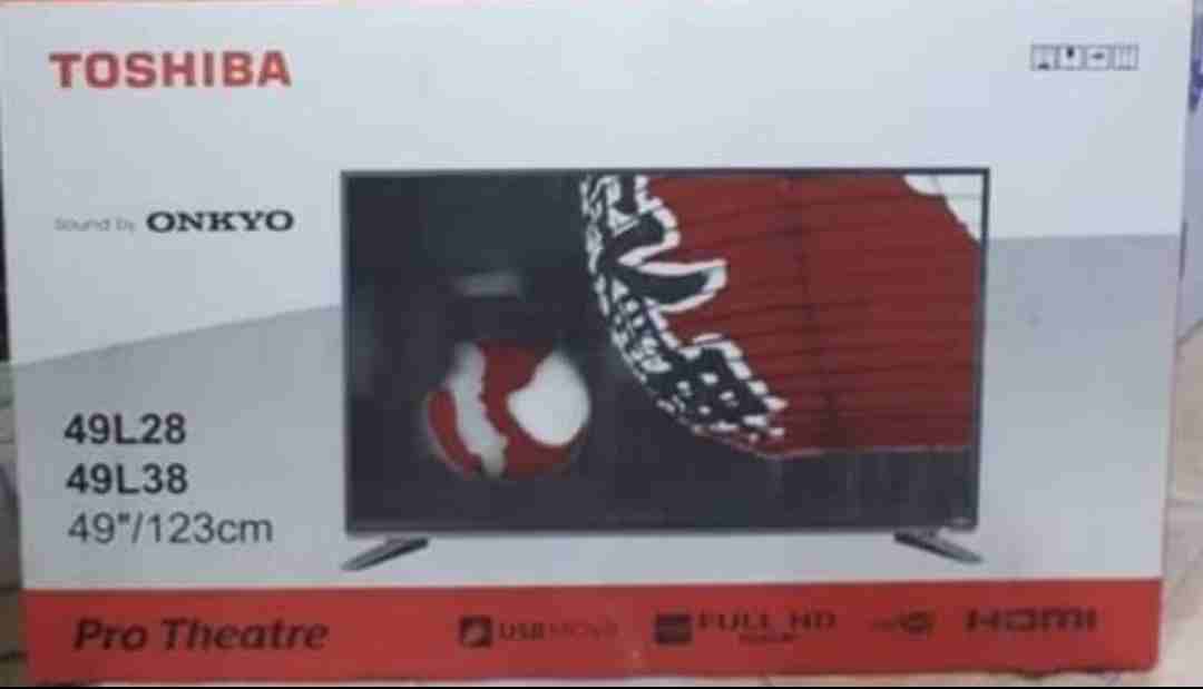 Tv for sale-  شاشة توشيبا 49 انش لا...