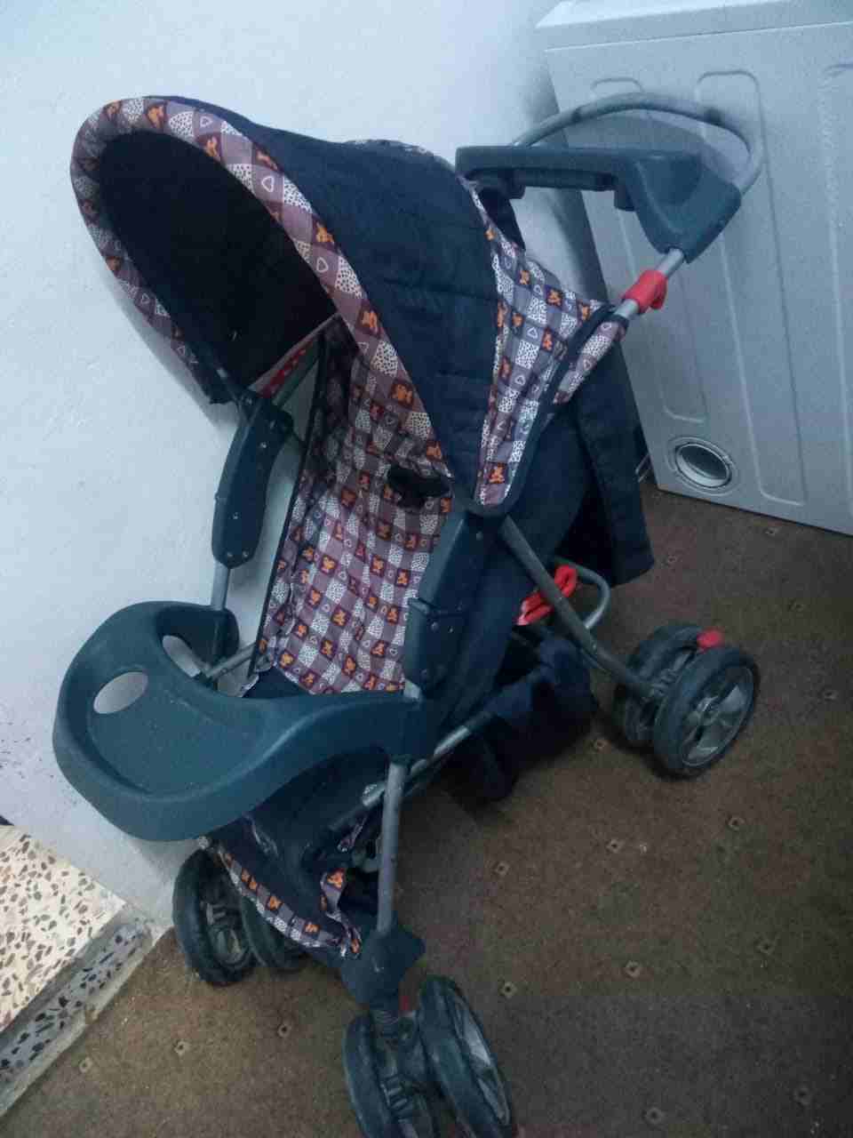 Baby stroller Nuna Mixx3Nuna Mixx 3 . In perfect condition. Never been used in Egypt. Like new . Bought it in USA 2 years ago. Used 1year only in parks and mall-  عرباي اطغال ... لا تنسَ...