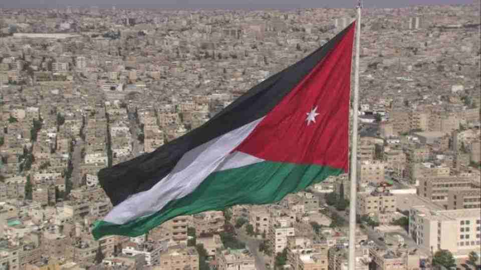 اجهزة ستالايت ومستلزماتها
لا تنسَ أنك شاهدت هذا الإعلان في عنكبوت
رسيفرات
اسلاك
صحون
كل ما تحتاج...