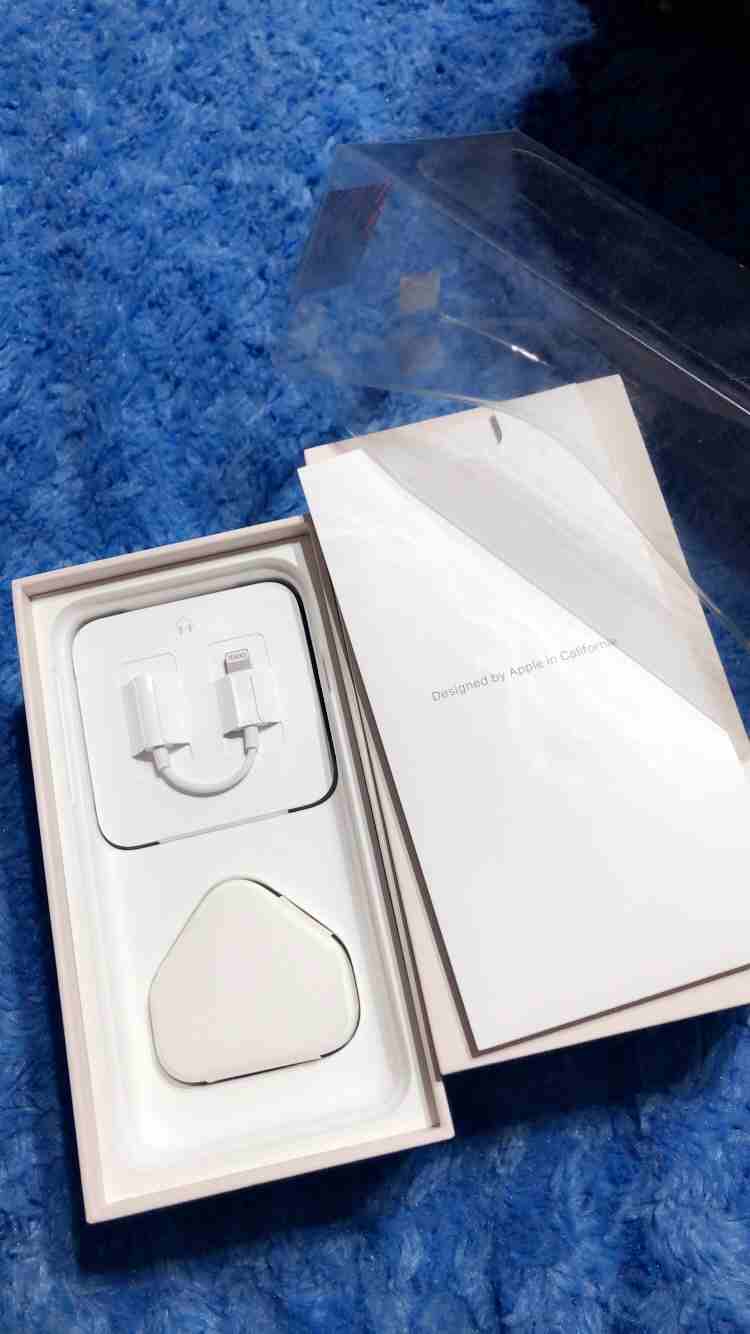 Original Apple iPhone Xs Max iPhone X Xs Xr Samsung s10 plus note9Free Gift - Apple iWatchBest price Guaranteed .wholesale OfferUnlocked SmartphonesOffer Discou-  للبيع مش للبدل ايفون 8 64...