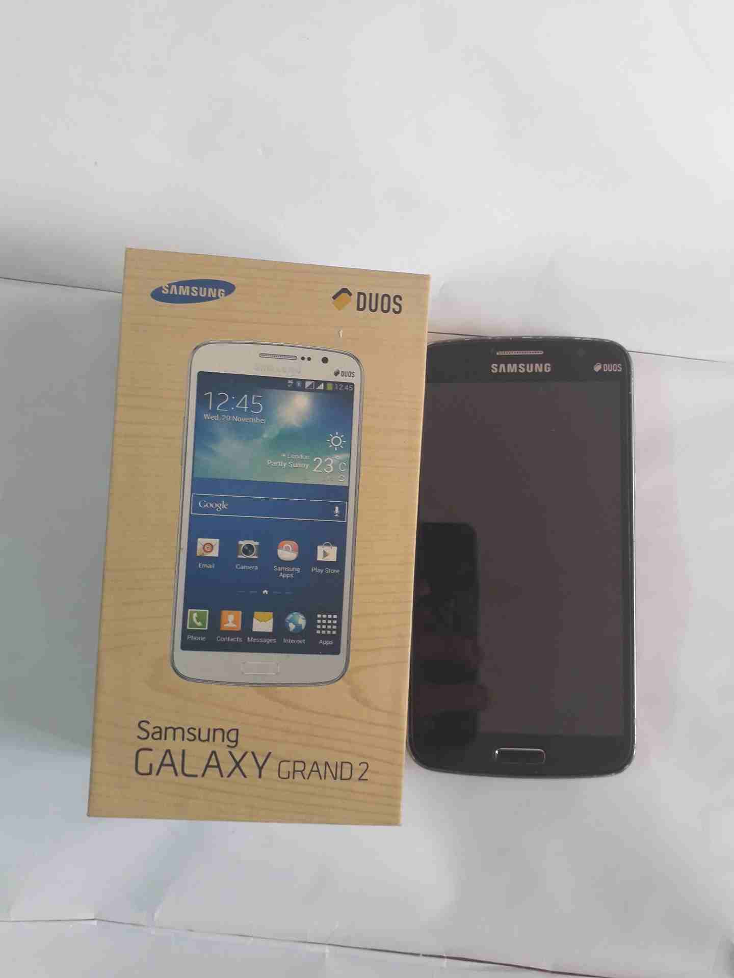 iphone7 128 GB-  Samsung Galaxy Grand 2...