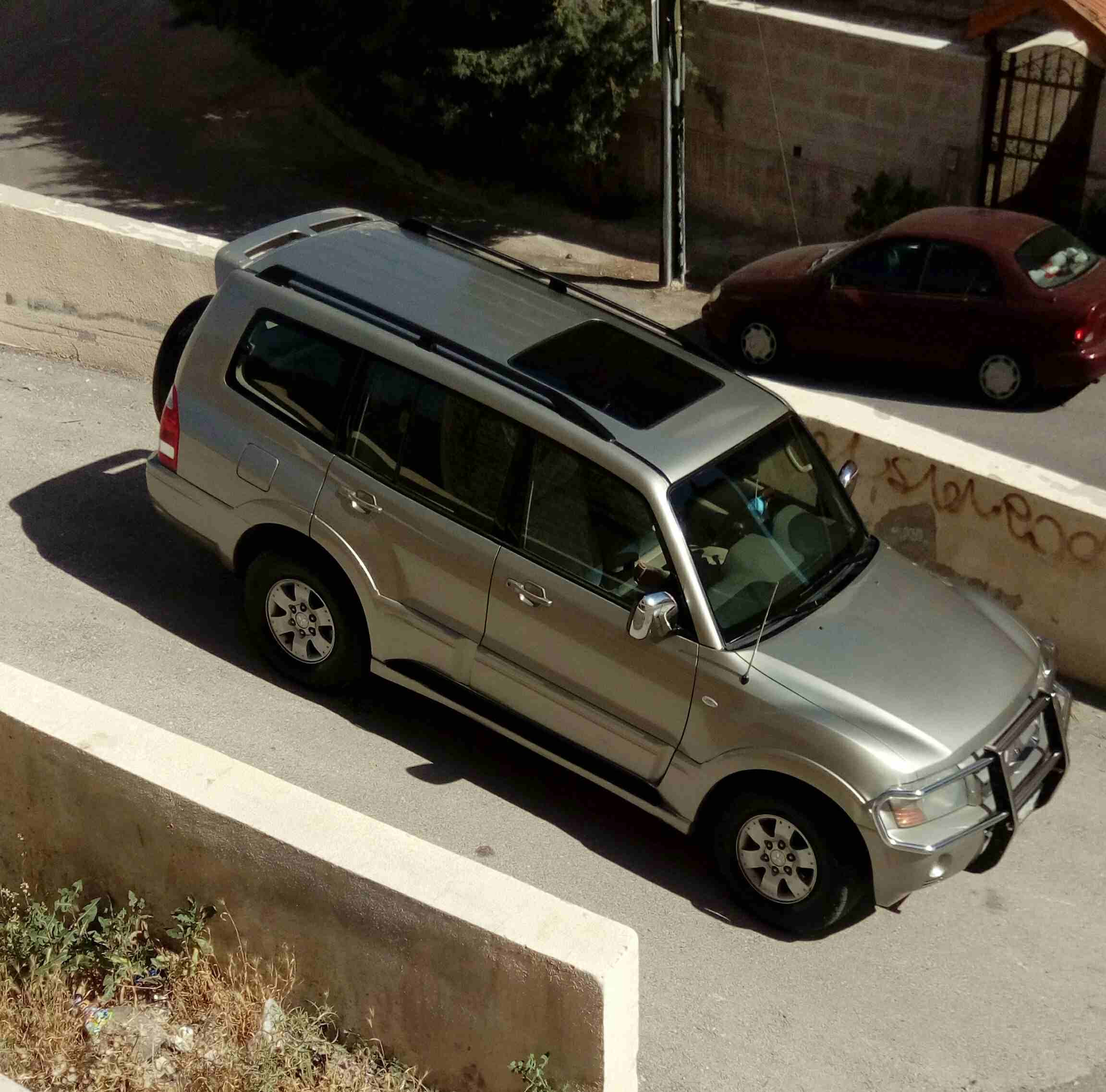 تويوتا كامري 2.5L LE 178 HP 2009 مستعملة-  باجيرو 2004 للبيع او...