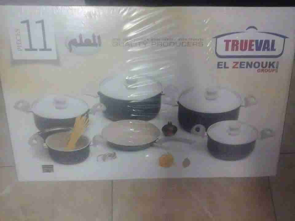 Assalaamu Alaikkum Brother,Sister All products are brand new, unlocked sealed in box comes with 1 year international warranty and also 6 months return policy - -  طقم جرانيت 11قطعه تروفال...