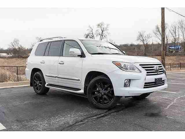 I want to sell my 2015 Lexus LX 570 4WD 4dr, i am moving out of the country, the car has been used only few times, No mechanical Fault, No accident, Single Owner, contact me for more details :

Callro...