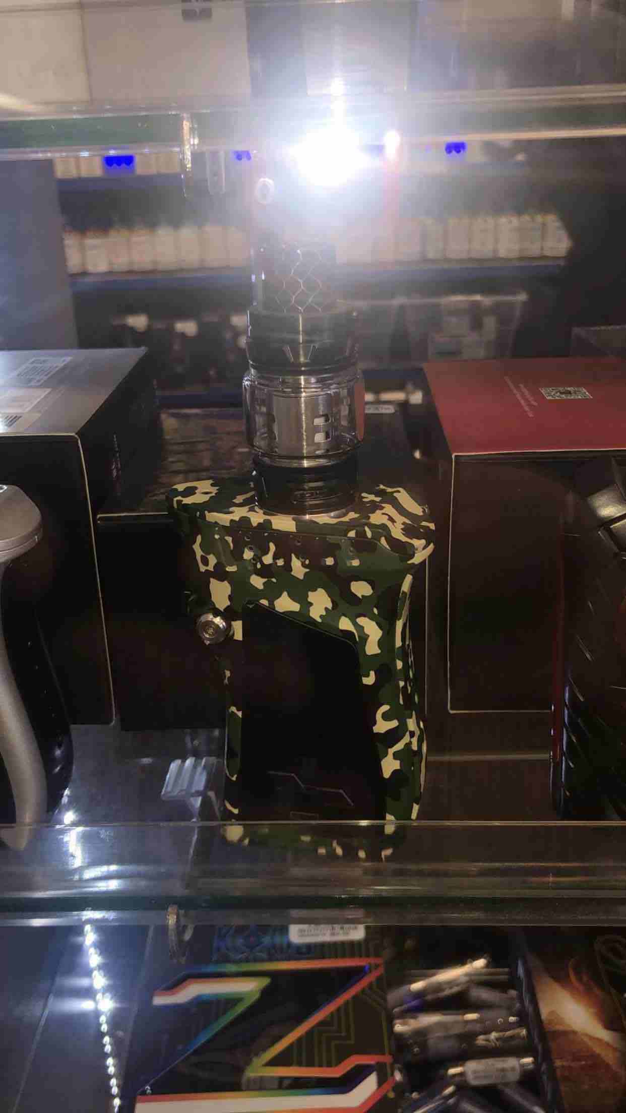 جهاز كشف الذهب جولد هانتر Gold Hunter جهاز بنظام الاستشعار عن بعد لكشف الذهب الدفين والذهب ال-  Vipe mag kit (smoke) New...
