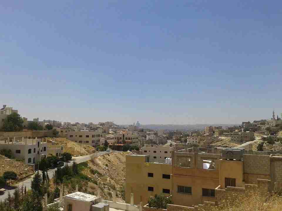 ارض فلاحيه 9هكتار باتنه طريق وطني الذي يؤدي لبلدية فم طوب-  الأردن   عمان قطعة ارض في...
