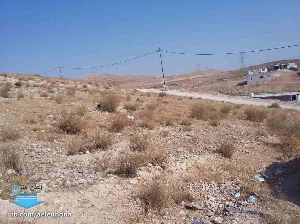 jhy-  الأردن   عمان قطعة ارض في...