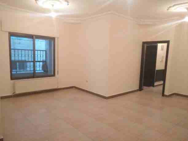 WELL MAINTAINED | CLASSY 1 BR APARTMENT | GRAB KEYS NOW-...