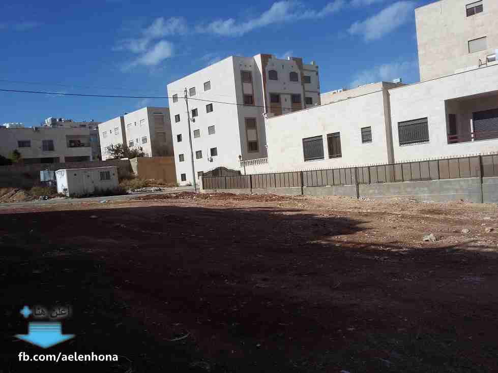 ارض سكنية بالمنامة 450 متر زاوية شارعين فقط 90 الف درهم-  الأردن   عمان قطعتي ارض...