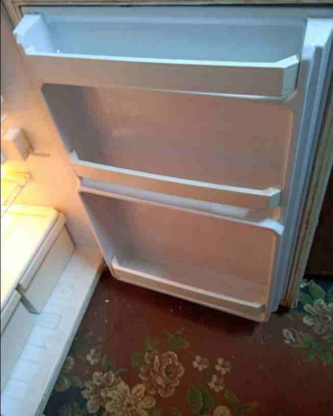 lg latest model fridge with 2doors side by side with water dispenser-  ثلاجة مكتب سيلتال بحالة...