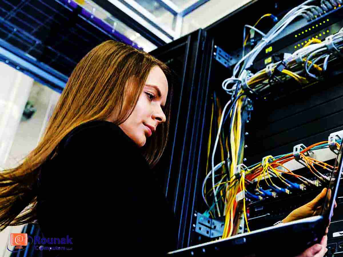 Rounak Computers رونق للكمبيوترRounak Computers هي واحدة من أفضل شركات صيانة تكنولوجيا المعلومات في ال-  صيانة تكنولوجيا المعلومات...