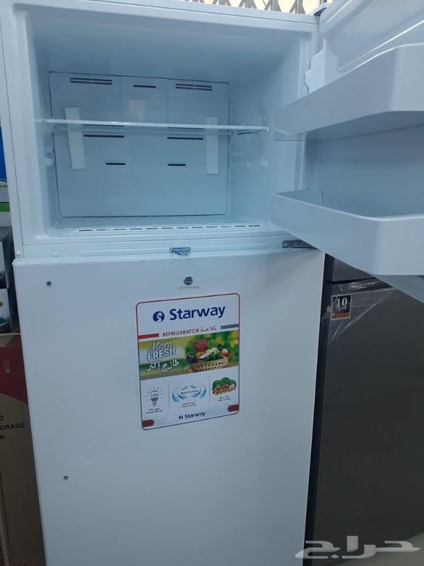 LG latest model fridge with 2doors up and down-  ثلاجه ستار واى سعه 23 قدم...