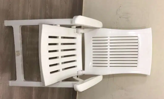 Reclining and folding chair