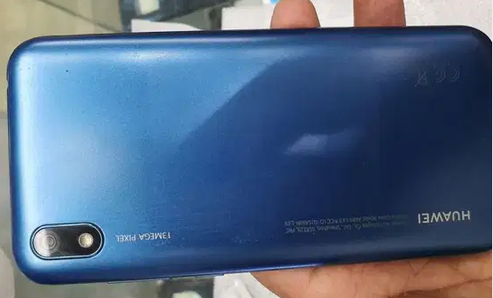 Huawei Y5 - 2019 used 32gb ram 2gb blue color