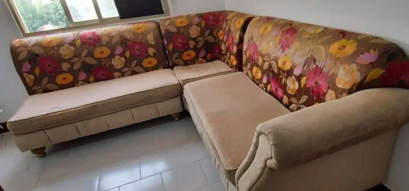 Sofa set