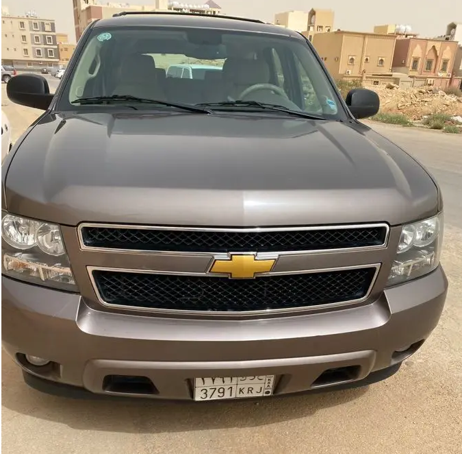 I want to sell my very neatly Used Lexus LX 570 2019 for just $30,000 USD. The car is absolutely fresh and ready to be used, nothing to worry about it is in per-  السيارة: شيفروليه   تاهو...