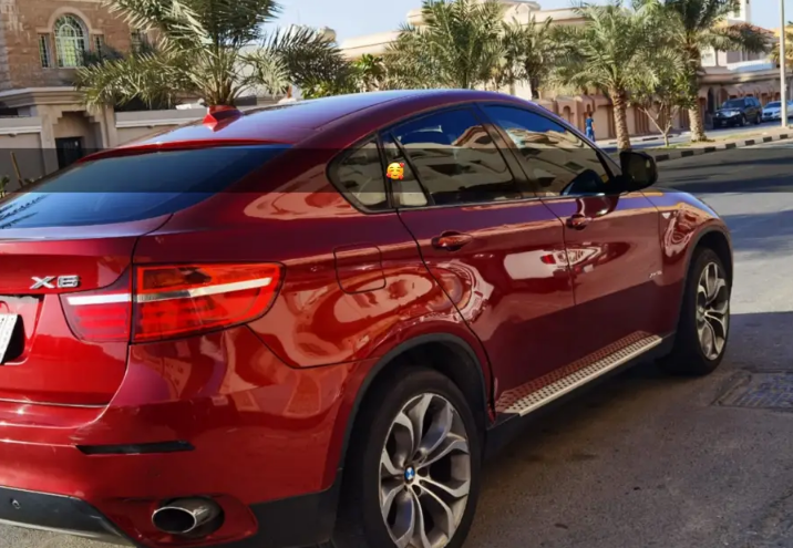 Lexus Rx 350 SUV 2018 GCC is very clean like brand new with warranty,Red 2018 model, This car has automatic transmission.GCC specs.CONTACT EMAIL: Mrharry1931@gm-  مطلوب مكينا 8 سلندر بي ام...