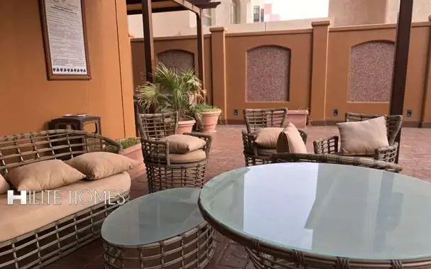 Sea view three bedroom apartment for rent, close to Marina beach