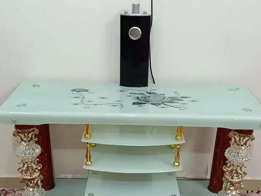 TV showcase in sell