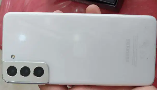 Galaxy note 9 for sale-  Neat and clean with box...