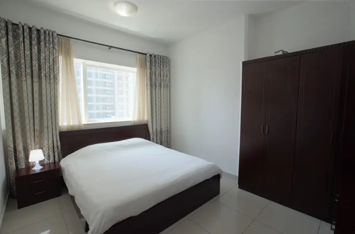 شقق-للإيجارThis is nice 1 BED apartment situated on the high floor of Pinnacle...