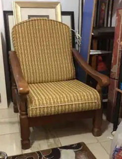 Arms chair