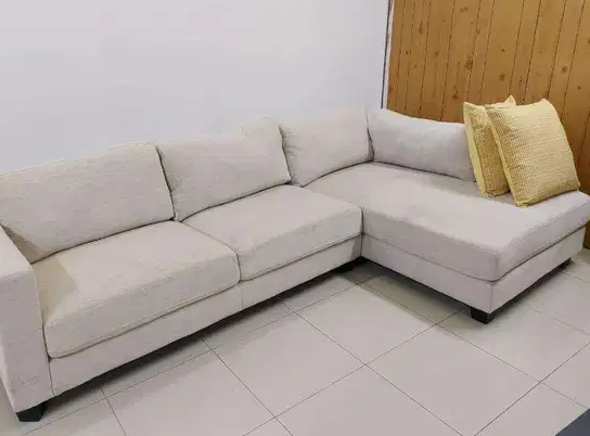 غرفة نوم للبيع استعمال نظيف جدا-  Luxury Sofa 160KD Only...