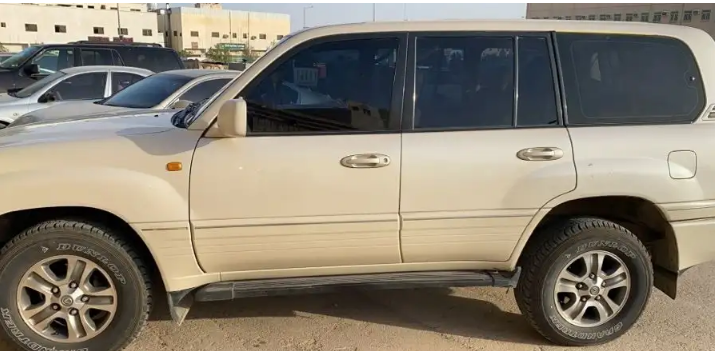LX570-2018 - SPORT PLUS-TITANIUM- UNDER WARRANTY-FULL SERVICEVery clean car in excellent condition, without any accidents, breakdowns or damage to checks. Agenc-  جيب لكزس Lx السيارة:...