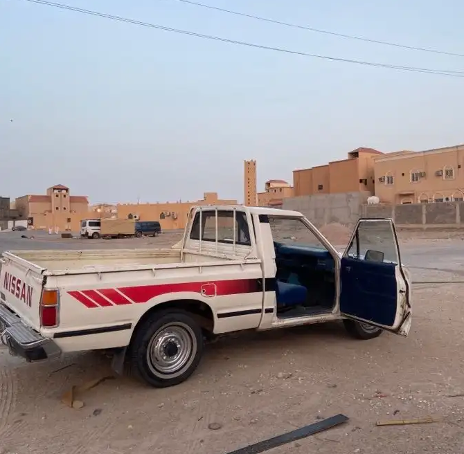 بي ام دبليو X6 2009 V8-  السيارة: نيسان   ددسن...
