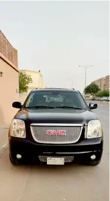 I am advertising my 2016 TOYOTA LAND CRUISER for sale at the rate of $15000 because i relocated to another country, the car is in good and excellent condition, -  دينالي 2007 سعودي فل كامل...