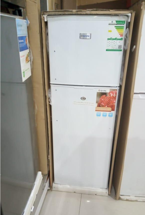 Bosch latest model fridge with bottom freezer-  ثلاجة ايكون 6.4 قدم ثلاجة...