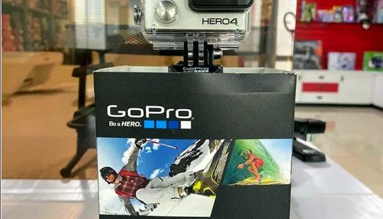 كاميرا كانون 5 مارك 4 مستعملة-  Used Once GoPro Hero4...