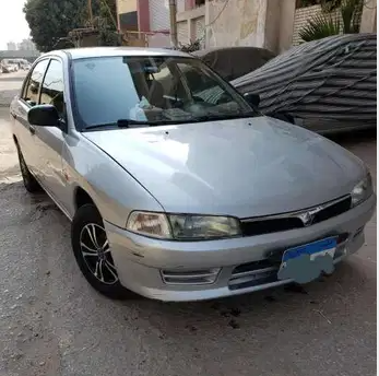 I want to sell my neatly used 2017 Toyota RAV4 XLE, in good and perfect shape for $15,000 USD. Kindly contact me by email if interested. God Bless You. Email : -  لانسر كريستاله ٩٨ فبريكا...